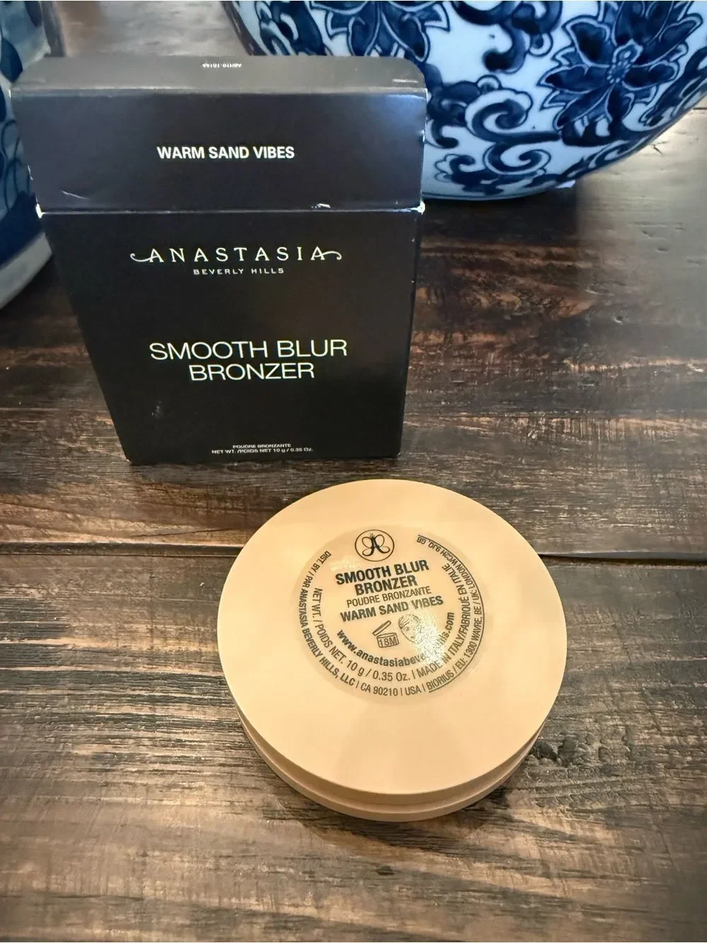 Anastasia Beverly Hills Smooth Blur Matte Powder Bronzer